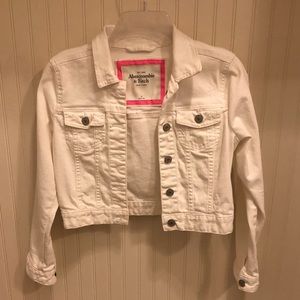 Abercrombie Crop White Jean Jacket Size M